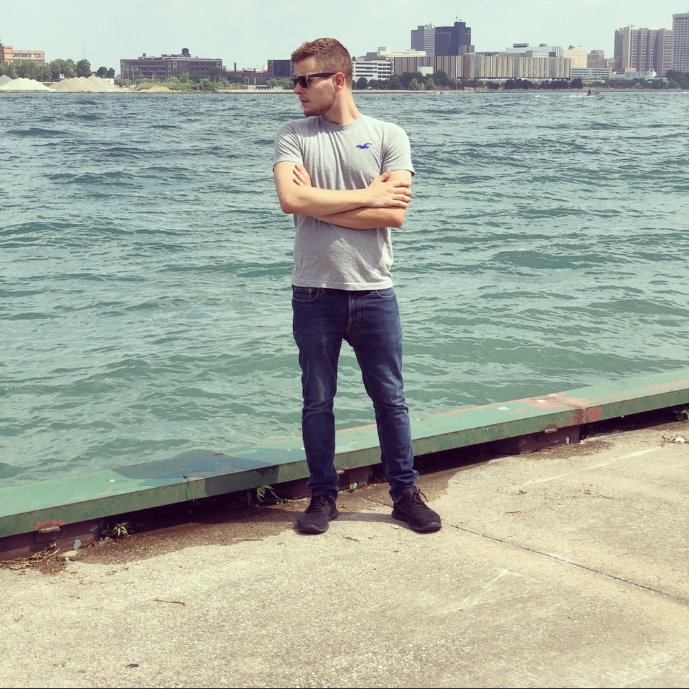 Meet your Posher, Josh